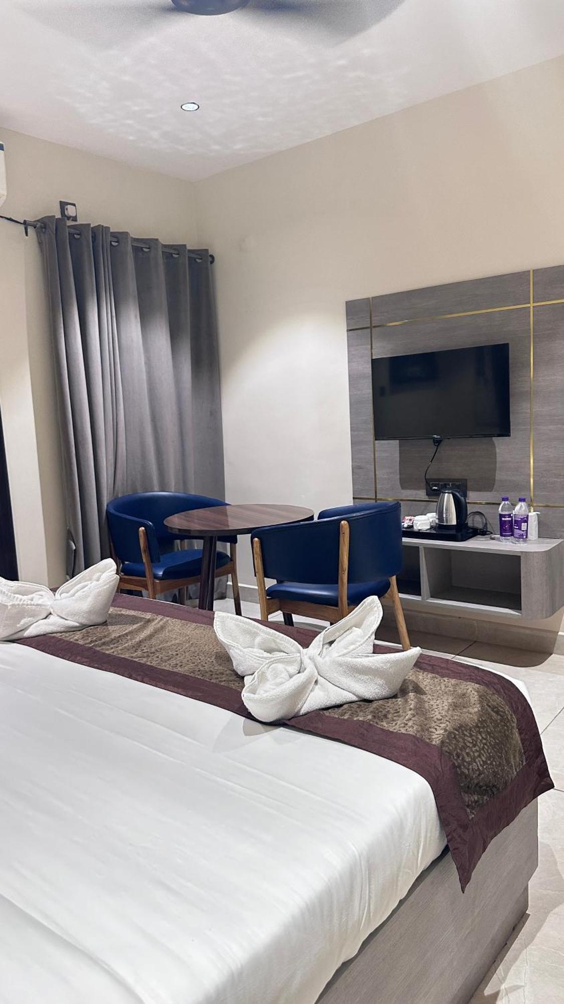 Hotel Lords Valley Rishīkesh Dış mekan fotoğraf